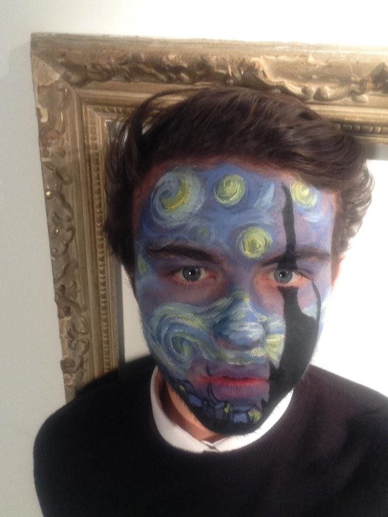 sadisfying's tweet photo. “@lovecrimez: living art project http://t.co/QDL5tXWTDb” so i basically became famous on my other account