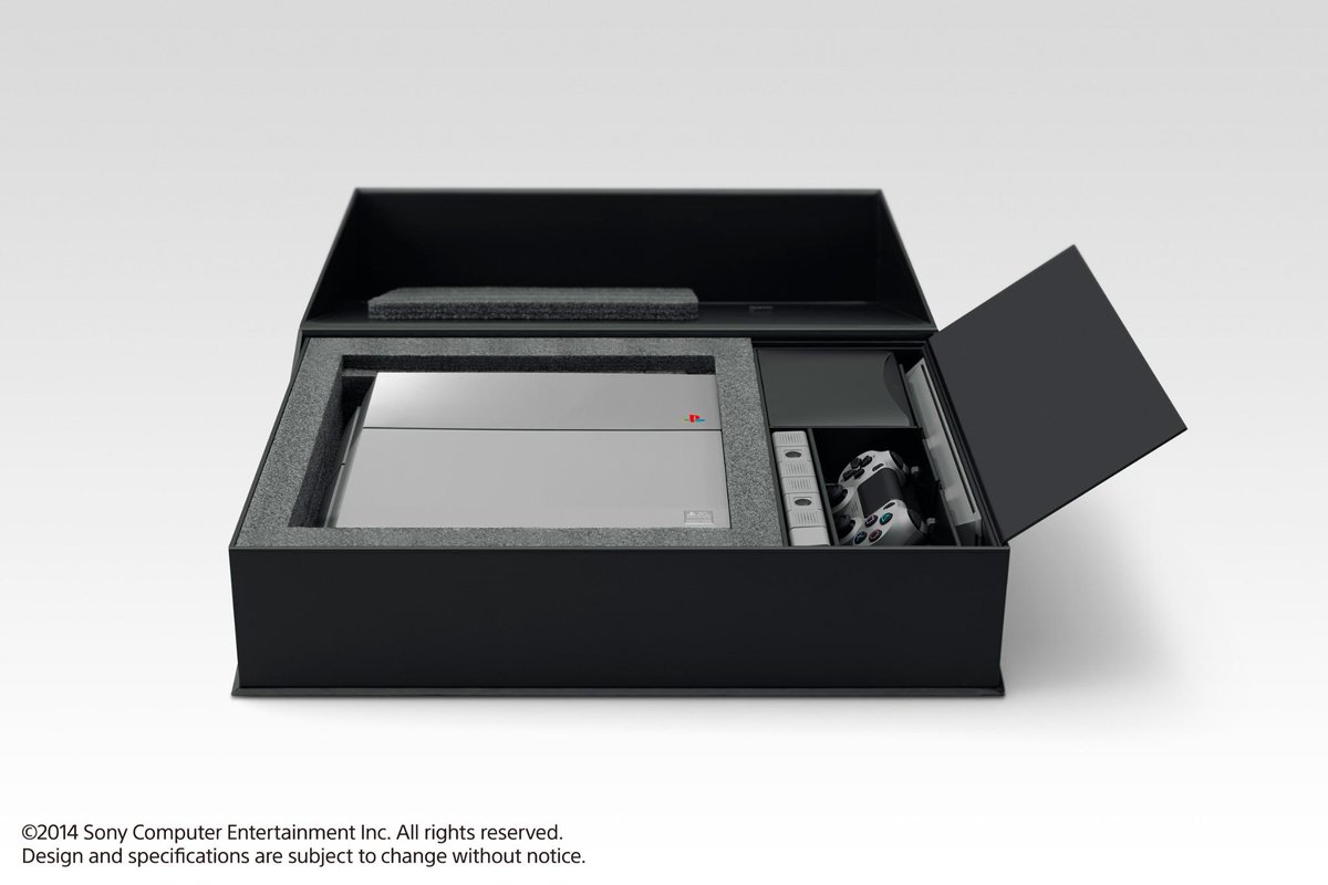 PlayStationFR's tweet photo. Allez voir notre dernier tweet pour avoir une chance de prendre vous même ces photos ;-) #20YearsOfPlay http://t.co/6jzafim5RD