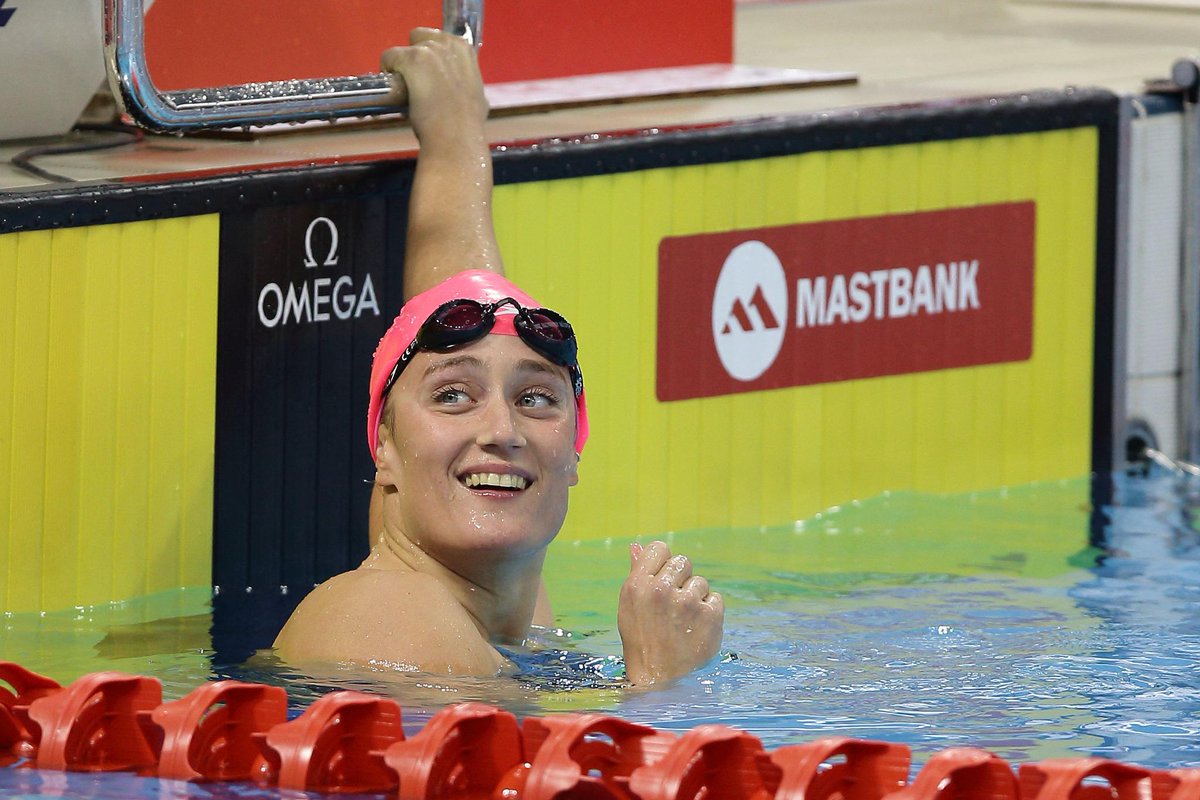 Mireia Belmonte, oro mundial y primera en la historia en bajar de 2 minutos en 200 mariposa bit.ly/12tRXRX