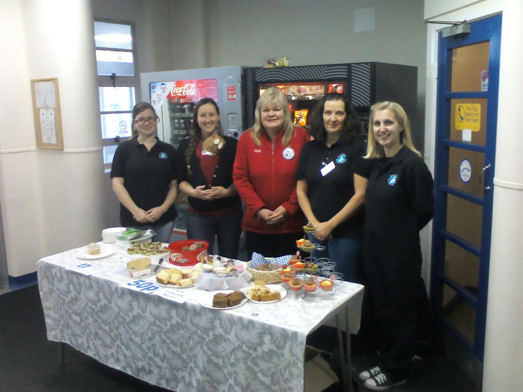 fantastic group of mums "breast friends" who support women to breast feed  !@Smartipeople <a href="/shirl200/">Shirley</a> <a href="/Michelle1Oliver/">Michelle Yarnell</a>