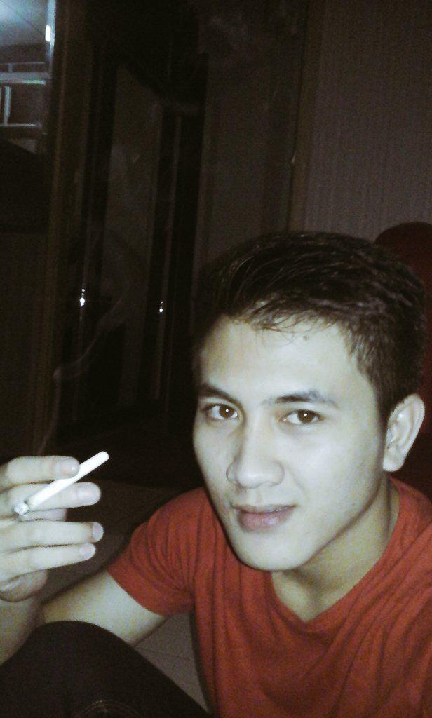 IkyRadit tweet picture