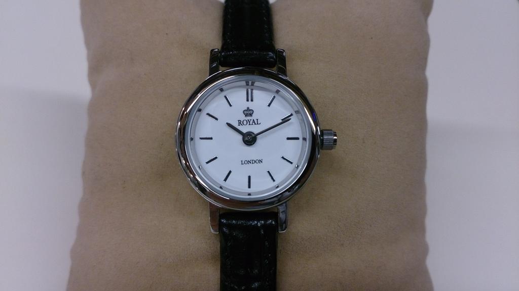 AWorldOfTime's tweet photo. Royal London. Was £39.99. Special Christmas price now £34.99! http://t.co/nYqtDe4iIH