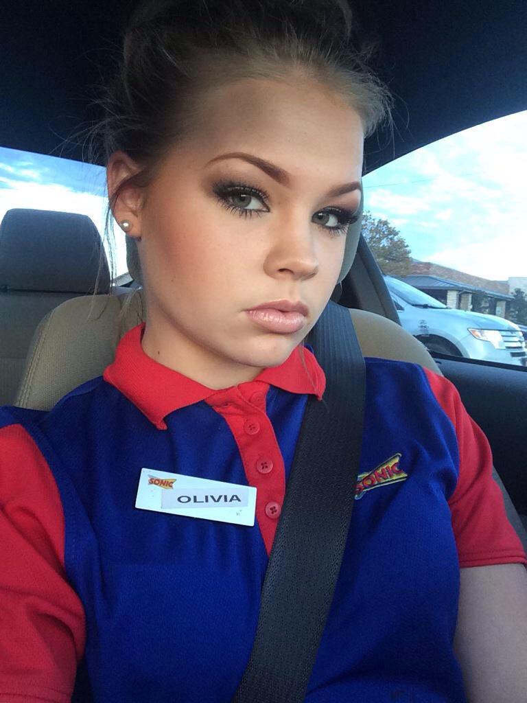Unknown2345456's tweet photo. @_imBAY #WCW #oliviafromsonic 😍 http://t.co/aRXgWg4jDz