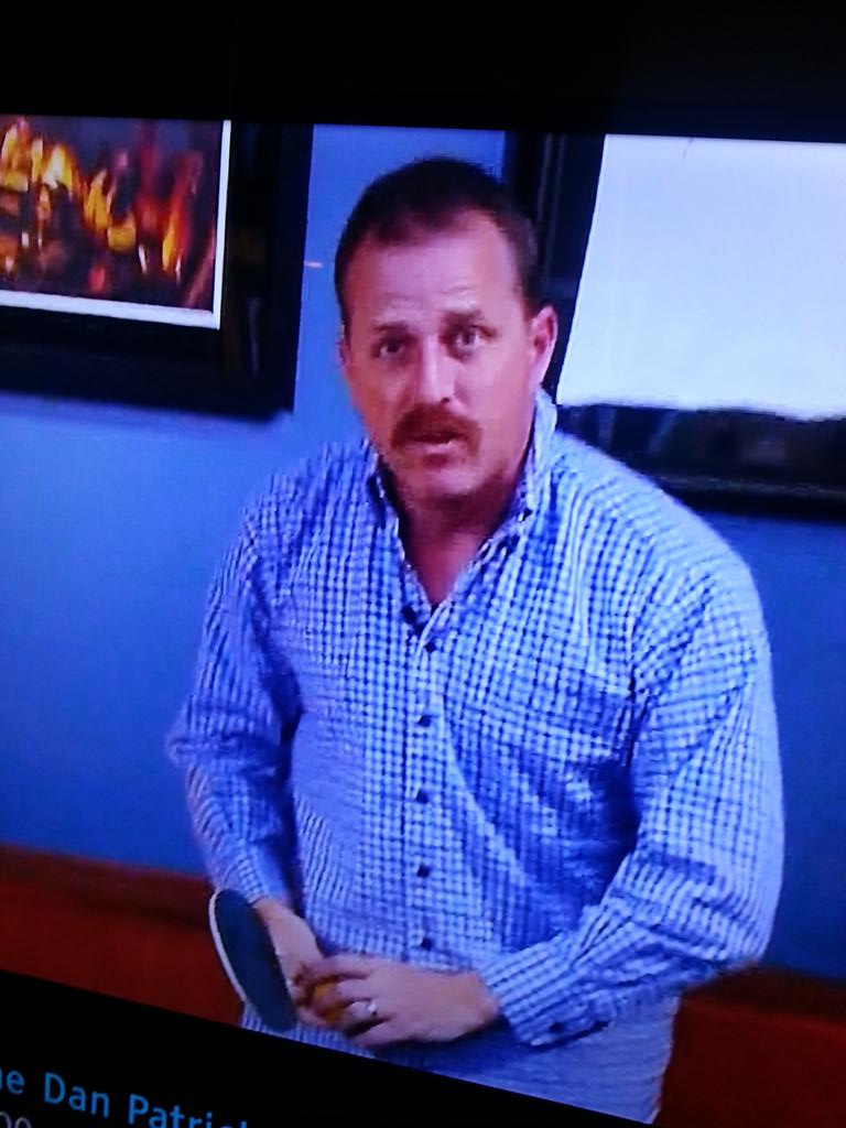 LiveRepublic's tweet photo. @PaulPabst @dpshow creeper I see you creeping #TrimTheStash #LetItGoAlready Barnard In Orlando 6'2 240 of pure sexy http://t.co/emD6blufrF
