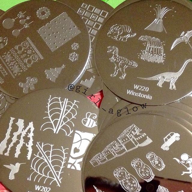 Which plate to use? We hear W222 &amp; W120. Photo by <a href="/girl_aglow/">N</a> #nailart #stampingplate #winstonia