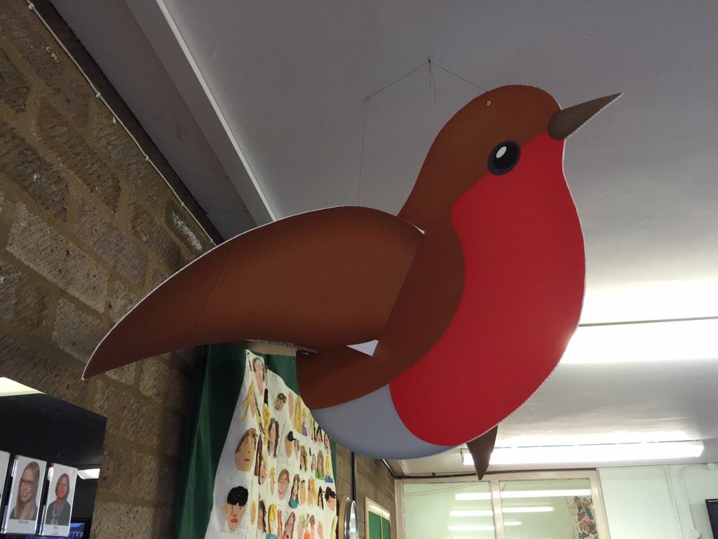 PaulerspuryCEVC's tweet image. Look for me and I will guide you to the Christmas post box!