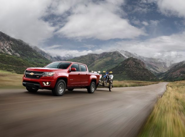 GM's tweet image. Find out how @AutoCritic &amp;amp; @MotorTrend chose @Chevrolet Colorado as the 2015 Truck of the Year s.gm.com/YPK