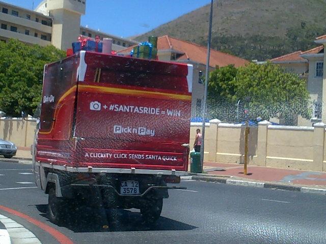 Summer Sizzling Santa #santasride #tuktuksleigh