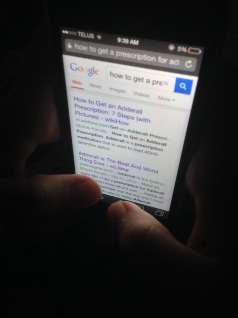 haileyjohnsonnn's tweet photo. grade 12 got me like http://t.co/sNcE0cINbV