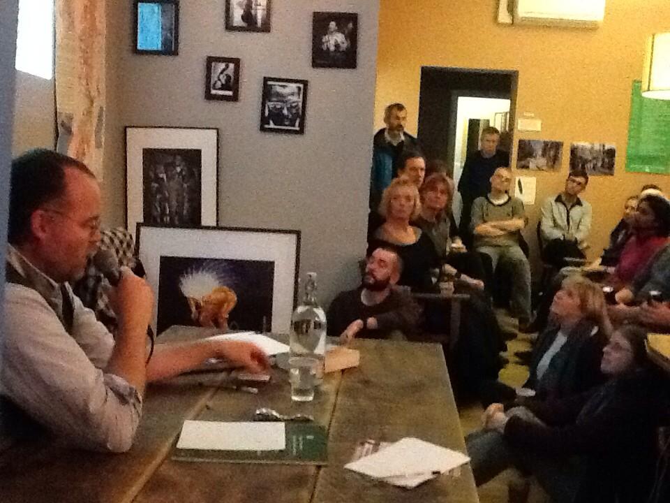 CW_ENL's tweet photo. A busy night in #TheCommon w/ @andywightman! It's all about LAND REFORM! http://t.co/MPPIdNttG3