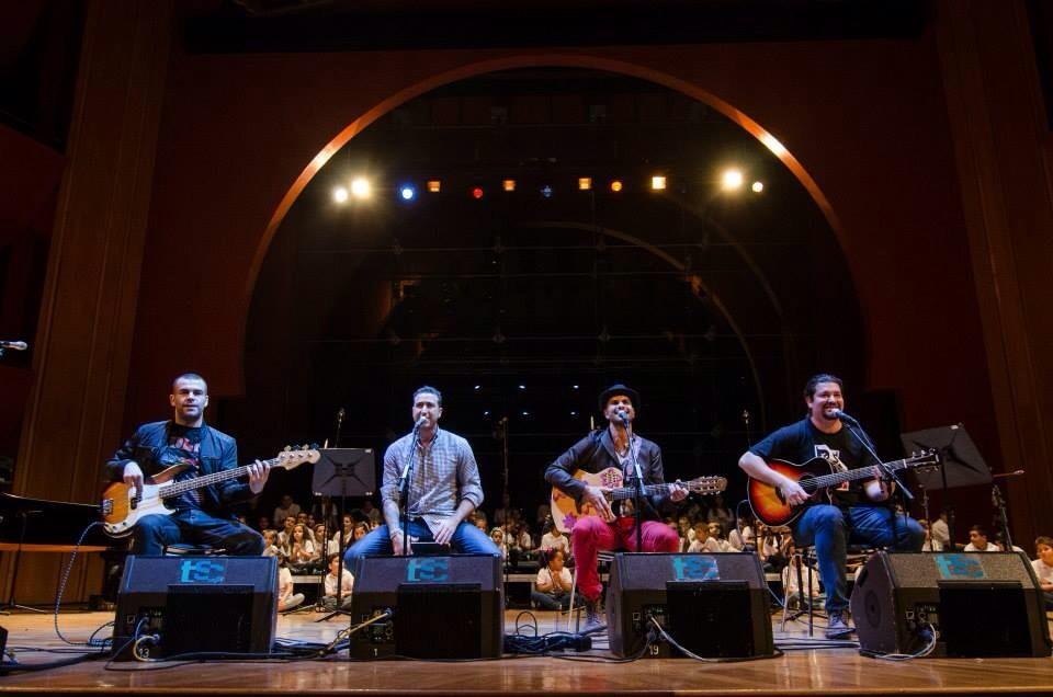 On stage. Foto by <a href="/AyozeOjeda/">Candela a la Vida</a>