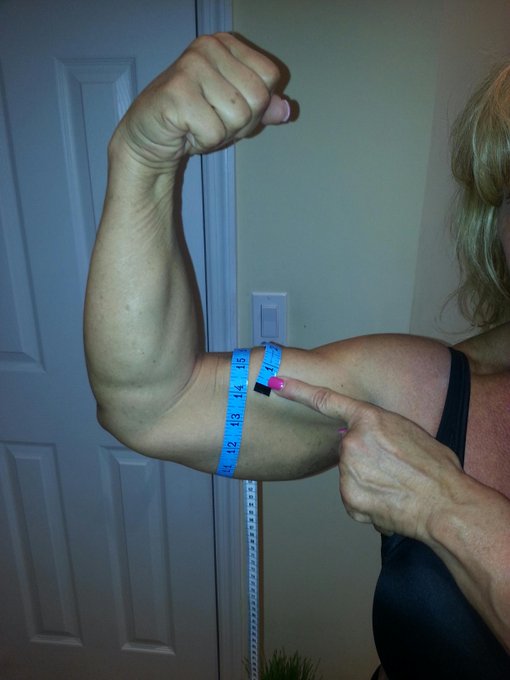 Catch me in LA Dec 4/5. http://t.co/g4HyK6D7Pm http://t.co/59HIMBW7RC<a href="/tag/glutes"class="tags"><span>#glutes</span></a><a href="/tag/thongthursday"class="tags"><span>#thongthursday</span></a><a href="/tag/femalemuscle"class="tags"><span>#femalemuscle</span></a>