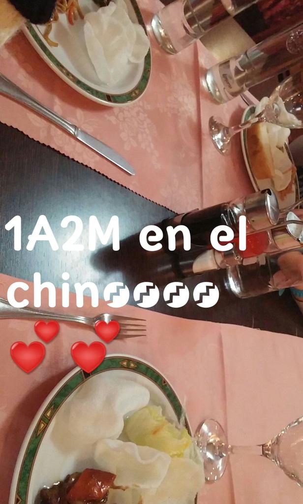 Meeer98's tweet photo. Buueen dia con las miaaass #losmiercolesasiyasonotracosa #Hastaenloschinosnosestafan #nosquedamossinflanchino http://t.co/b1eJVYODWZ