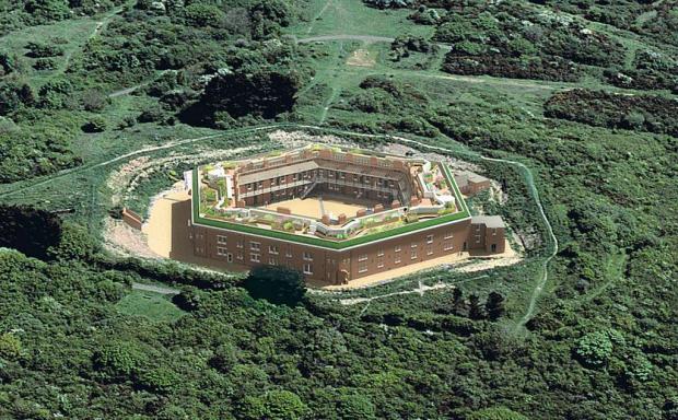 homegardenlist's tweet image. #UnusualProperties Fort Palmerston, Isle of Wight bit.ly/1tFpUWb  #homeandgarden