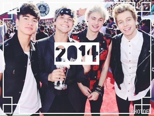 98thrifts's tweet photo. just wow .. i wish i knew fetus 5SOS 😢😢😢 #5SOS3RDBDAY #ImTheReal5SOS http://t.co/bbw22hfsPv
