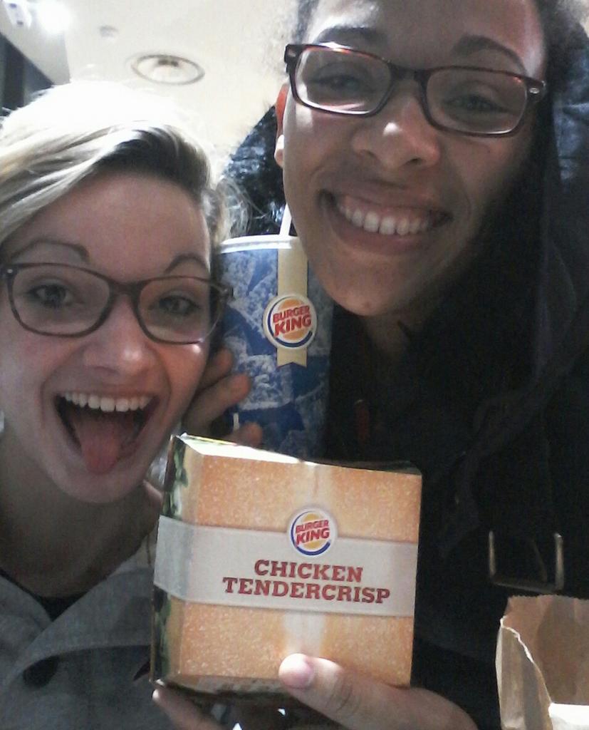 PepperTyssMe's tweet image. Avant première Lyon Confluence, ça vaut le detour même malade :-D #OpenMenu #OnlyForFanAtics #FatMoment #BurgerKing
