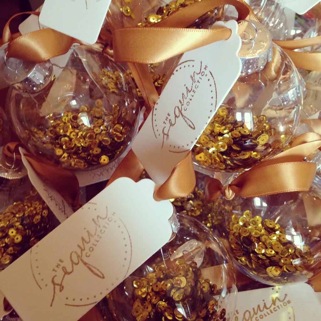 weddinghelperuk's tweet photo. Sequin baubles? Oh yes. #sequincollection #weddinghour @PuddingBridge http://t.co/InDPJWlxog