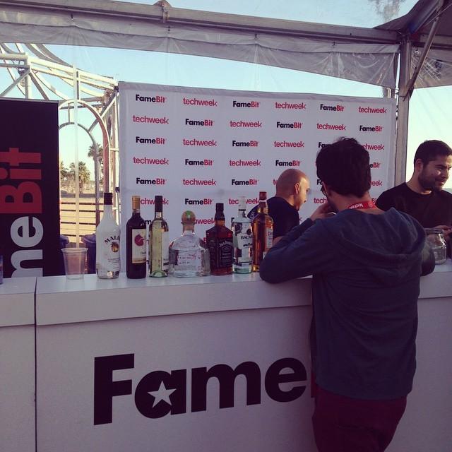 Pynkbookamy's tweet image. #latechweek #famebit #happyhour ift.tt/1xLCObv