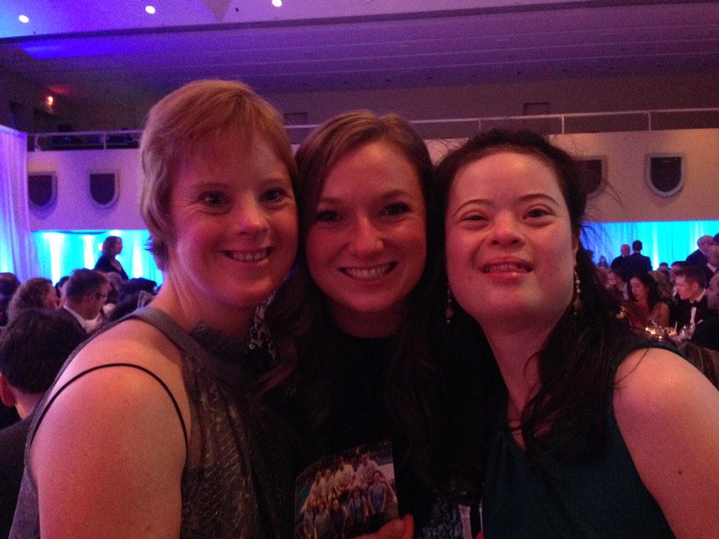 RosieMacLennan's tweet photo. Got to hang out with some gymnast friends at #LIMITLESS2014 !! http://t.co/DBaXonLeta