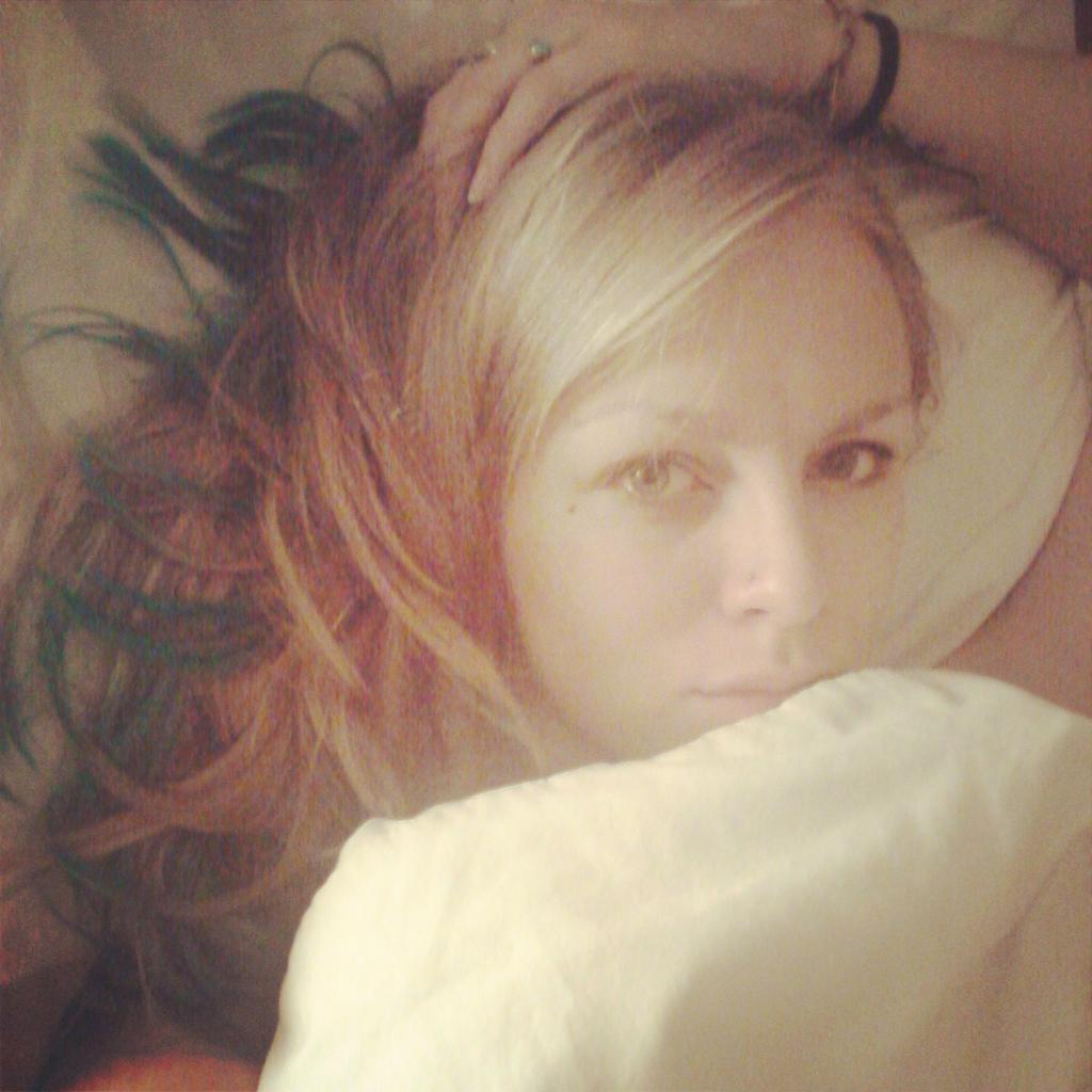 Em Graham tweet media