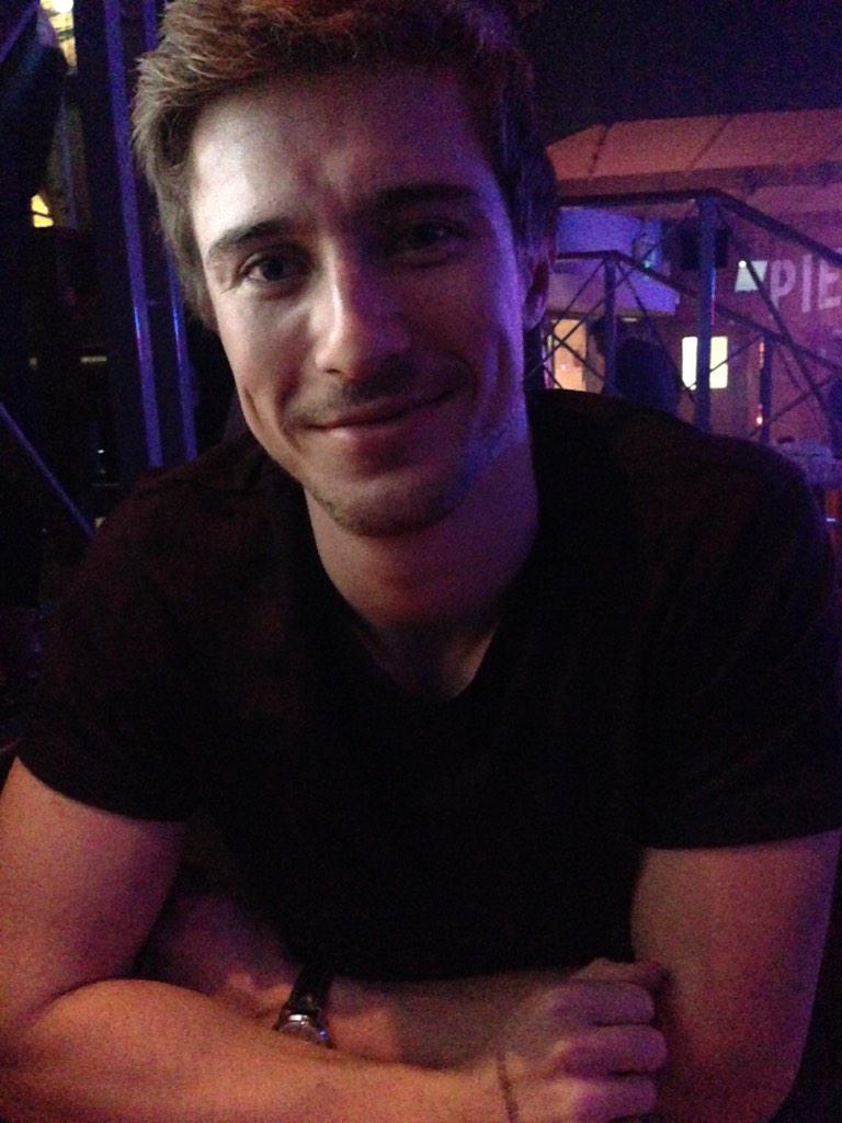 e_J0NES's tweet photo. #templesocial http://t.co/WZiPEuCNKh