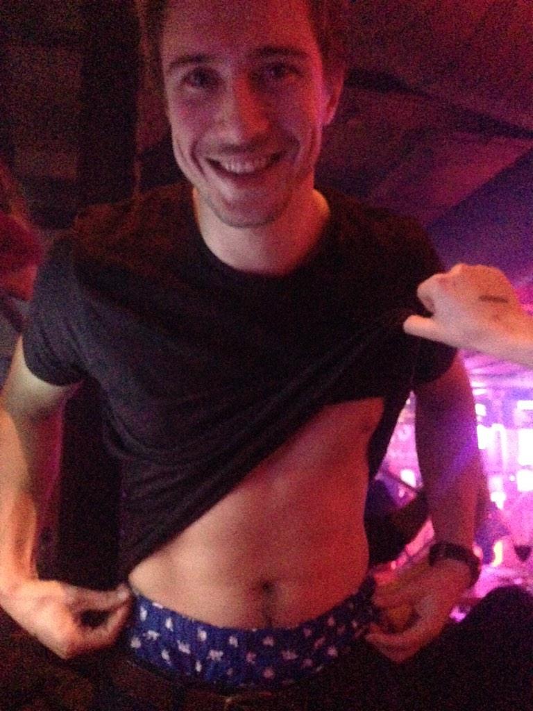 e_J0NES's tweet photo. Polar bear boxers #templesocial http://t.co/Btj7Lo0ets