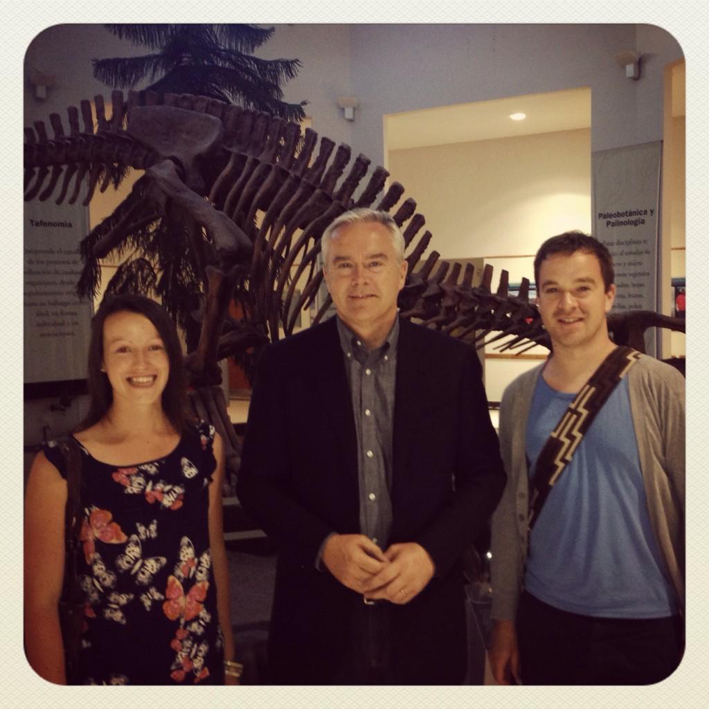 iwanmadog's tweet photo. Huw Edwards yn Nhrelew http://t.co/CVvLbXwUQu