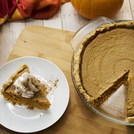 GFifyouplease's tweet photo. Easy Gluten Free Pumpkin Pie! On the blog > http://t.co/os5nZzUG1b #glutenfree #recipes http://t.co/QJZchGvROm