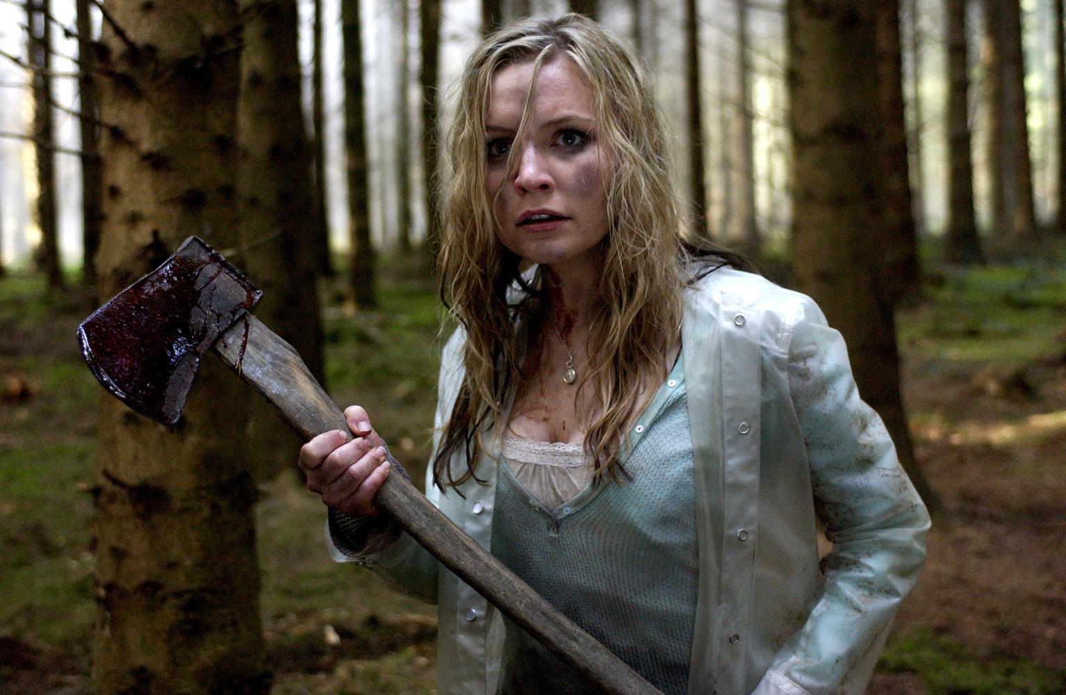 Happy Birthday to Lindsey Haun    