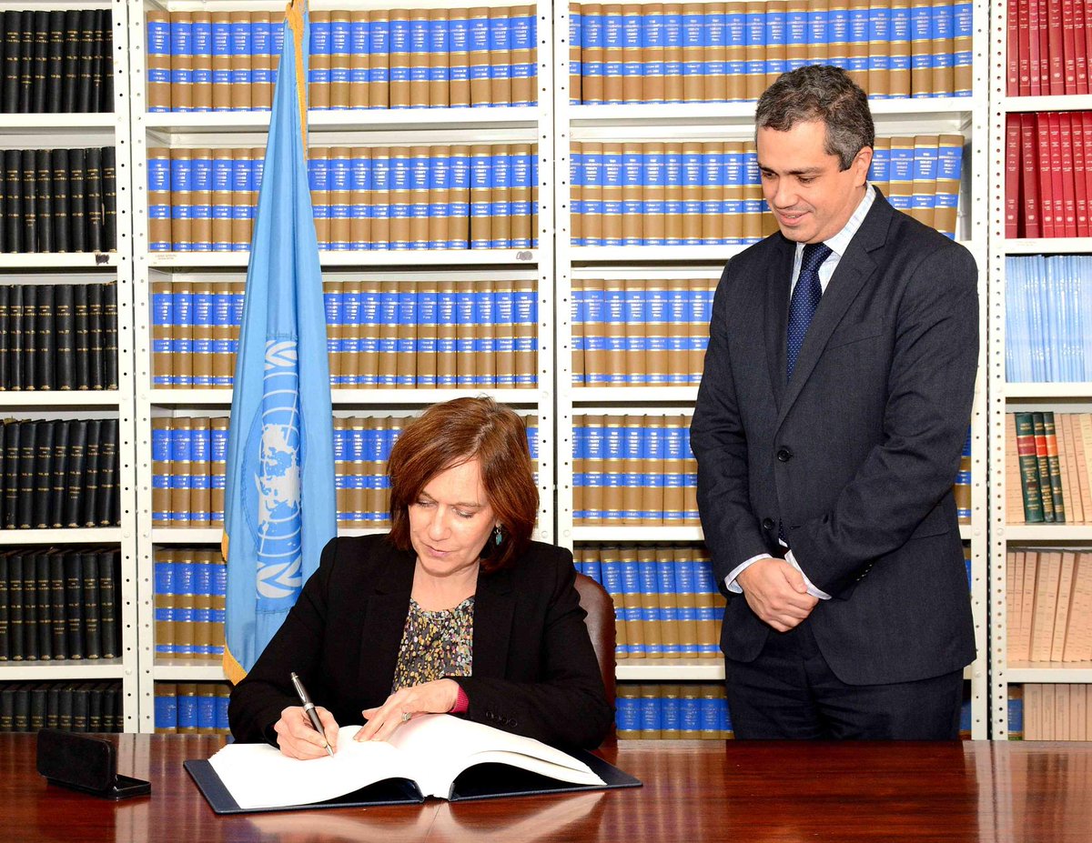 UN_EndViolence's tweet photo. Road 2 universal ratification #OP3CRC @SRSGVAC welcomes signing by #France #UNGA2014 #CRC25 http://t.co/A2xAi2VLa9