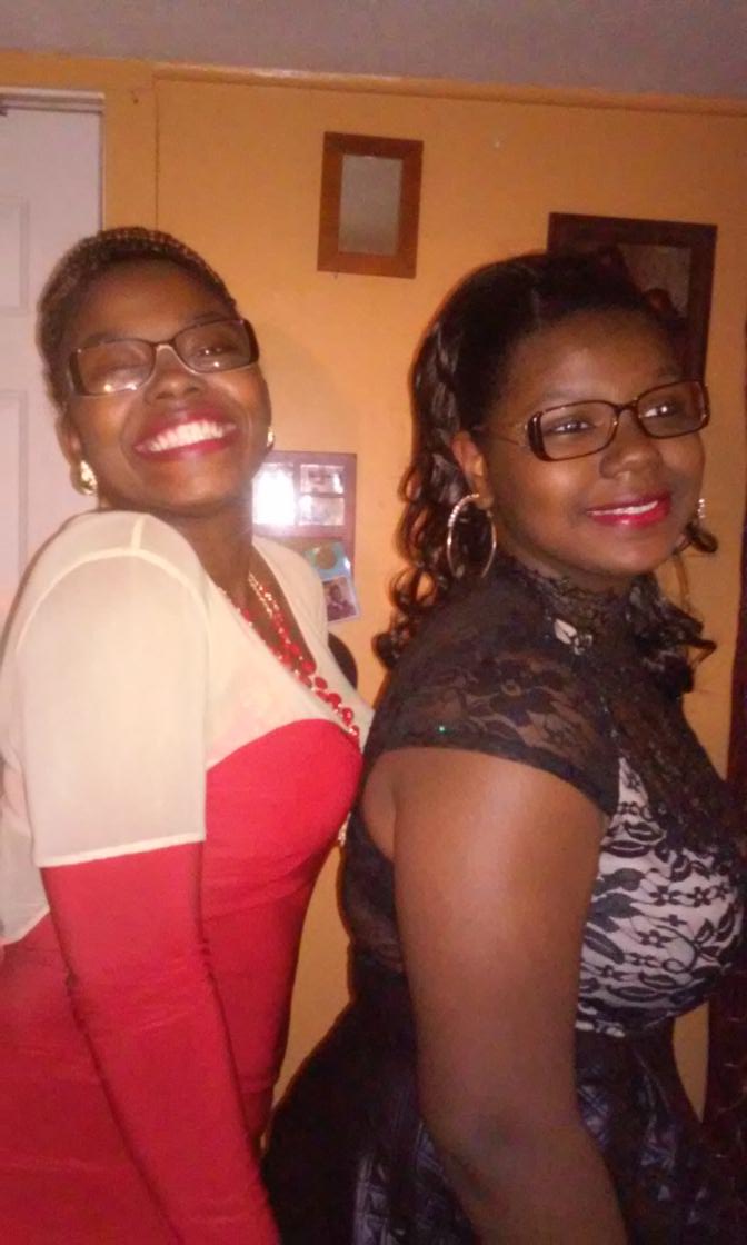 cc4e8978d22d4ec's tweet photo. Lookin like mama😀😀😀😀 http://t.co/8MoMdklVan