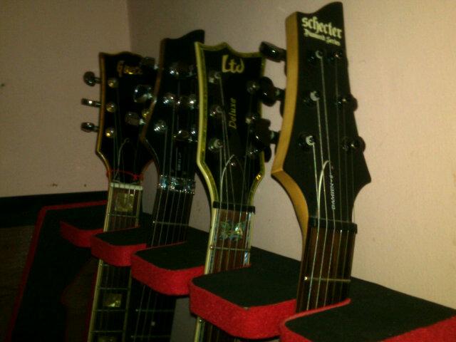 Voice record guitar rig equipment.