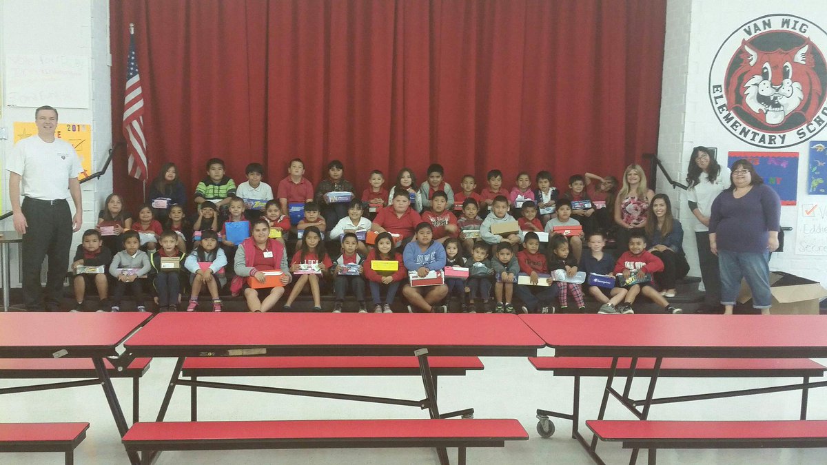 Bassett Usd On Twitter Van Wig Elementary Would Like To Thank Golden State Foods For Donating Shoes To 50 Students Today Busd On The Move Http T Co Zw5agff5bg Twitter