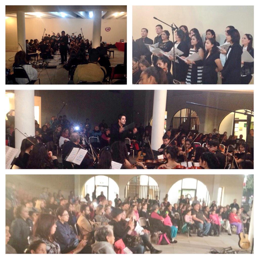 MpioPNegras's tweet photo. Así se vivió la presentación de #NocheMexicana con Coro y orquesta de #CasaDeLasArtes @PURONJOHNSTON #Cultura http://t.co/pZfU2Rf1Vb