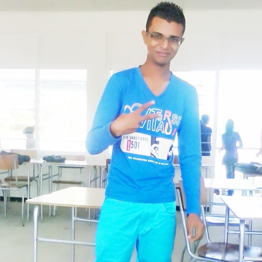 060f71bd19e643d's tweet photo. Feeling proud at my self http://t.co/jd60LPG50c