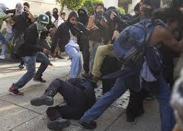 anasofiabeta's tweet photo. #YaMeCanse Esta gente va en contra de el pensamiento estudiantil #MarchasPacificas #FueraCapuchas UNAMonosxLAPAZ http://t.co/25sh5zXX2S