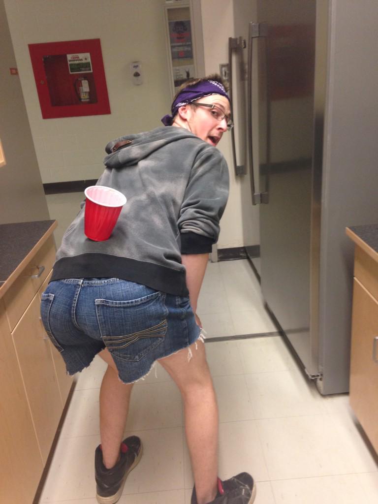 kmitch18's tweet photo. Big booty dan #BreakTheInternet http://t.co/QNVYfqsRk8