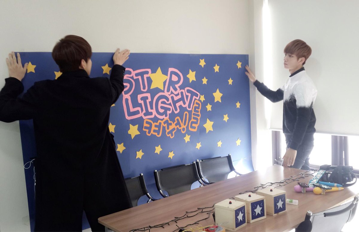 jaehwany0406's tweet photo. 이제 출발~ 별빛 외로워하지말라구 우리 콩이, 횩이 사진 한장~^^ http://t.co/S0O5oQoyDa