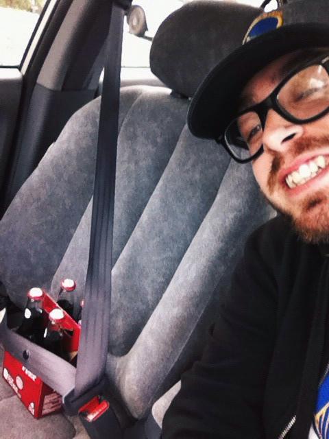 RAYYEEE's tweet image. Out with Bae today #KissesFromBae