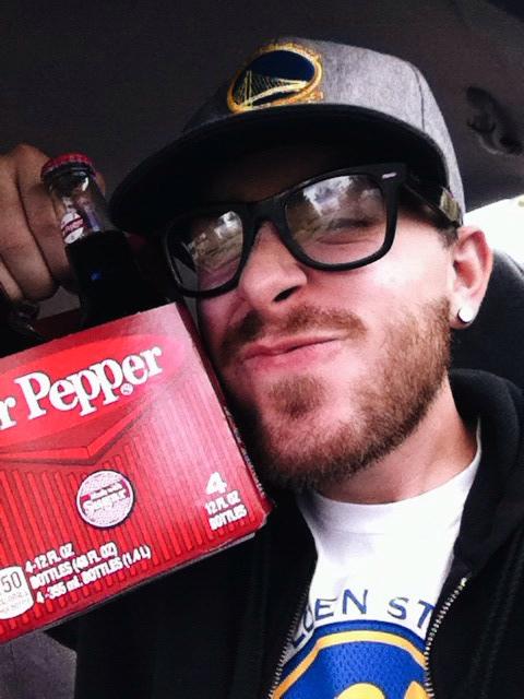 RAYYEEE's tweet image. Out with Bae today #KissesFromBae