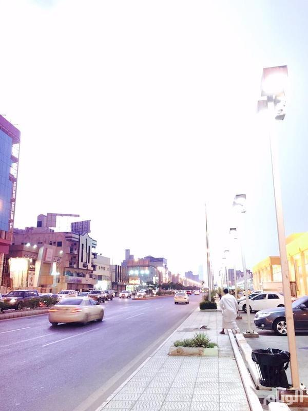 صورتان بفارق زمني ثانية واحدة B3AwwKoCYAAzwfB.jpg