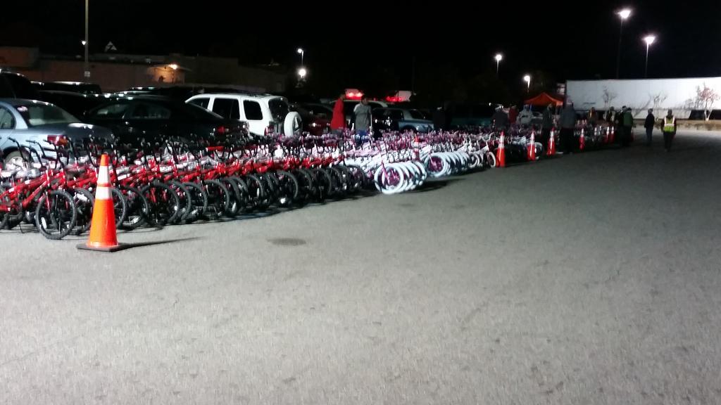 cory_aven's tweet photo. 1000 bikes to give away for christmas @BayCC #mcgc http://t.co/4jbTD3EXN9
