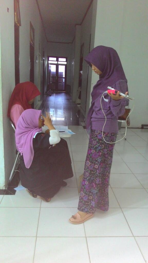 Ini kesibukan panitian BOBS sesi 2 kali ini..
Semangat ^^