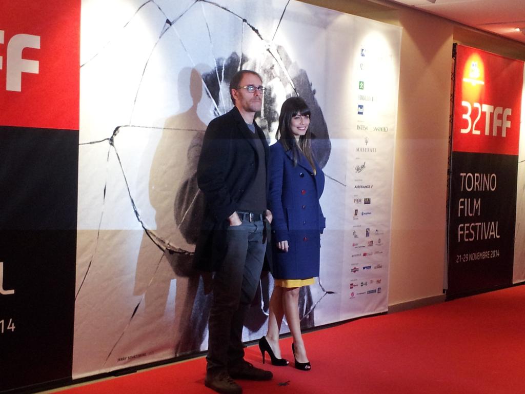 dael72's tweet photo. #ValerioMastandrea e #AlessandraMastronardi al #32TFF per presentare #ognimaledettonatale. @torinofilmfest #TFF32 http://t.co/y75yJaWU1V
