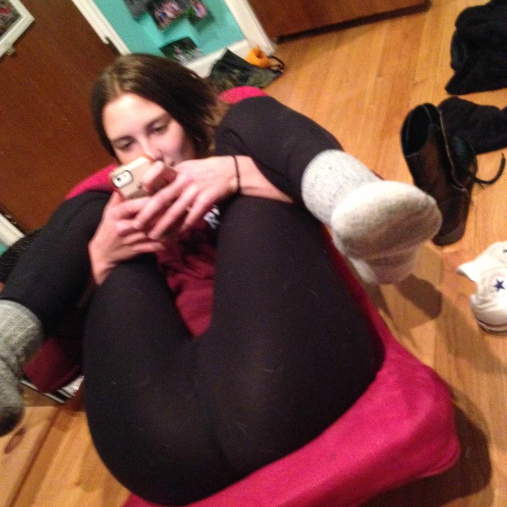 Em on Twitter: "maddies mom: your legs open pretty wide "yeah the...