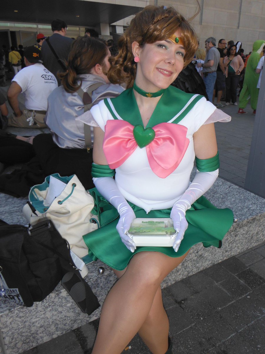 ladym_317's tweet photo. #MoonlightParty #MoonlightMemory My first anime convention &amp; saying I could never wear one of the short skirts..... http://t.co/138wR5rU7l