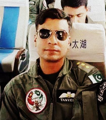 AnjumKiani's tweet photo. "@SadnessliesinmE: Shaheed Sqn Leader Tanveer Ahmad from Sqn 7 A National Loss RIP #PAF2014 #Mirage @Pakistan_Army http://t.co/j9OydR2a4x"