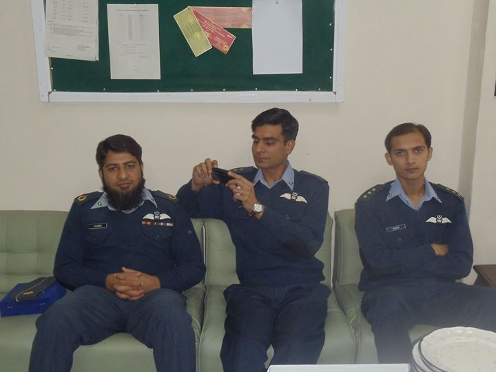 AnjumKiani's tweet photo. "@SadnessliesinmE: Shaheed Sqn Leader Tanveer Ahmad from Sqn 7 A National Loss RIP #PAF2014 #Mirage @Pakistan_Army http://t.co/j9OydR2a4x"
