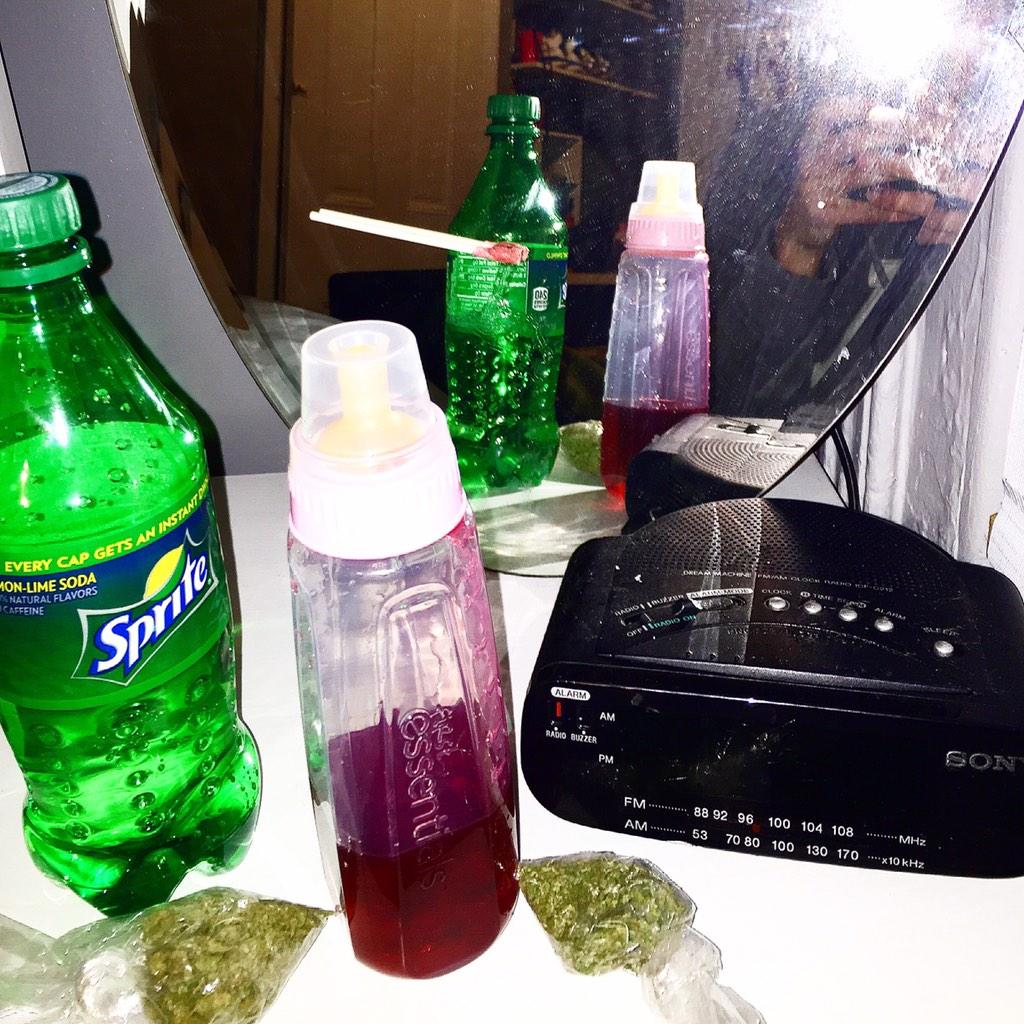 TheRealMir____'s tweet photo. #BirthdayWeekend. 🍇
#DatLean http://t.co/IqWE7j7K4V
