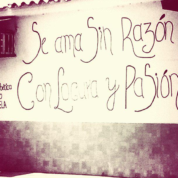 chatia23's tweet photo. Se ama sin razón... http://t.co/VSXjDReebL